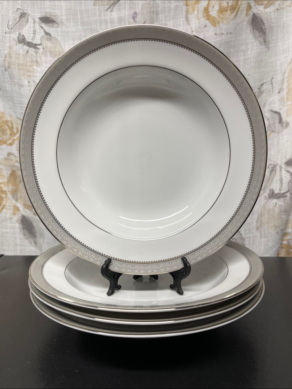 Mikasa Platinum Crown Elegant White Porcelain Dinner Bowls with Silver Rim